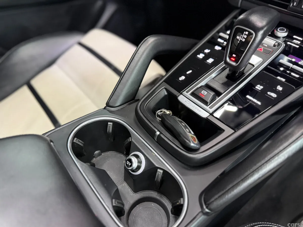 Porsche Cayenne SUV, Petrol Plug-in Hybrid, 2020, White