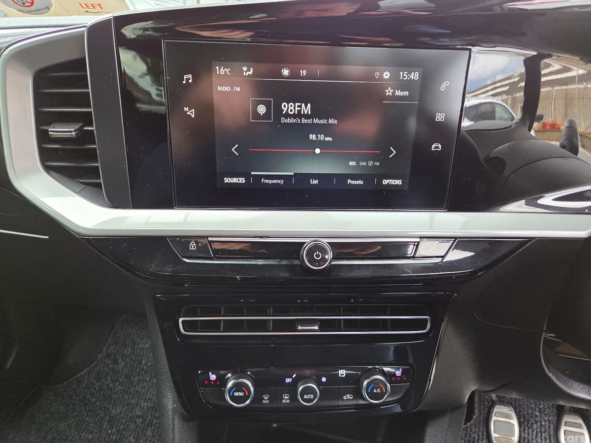 Opel Mokka SUV, Petrol, 2023, Black