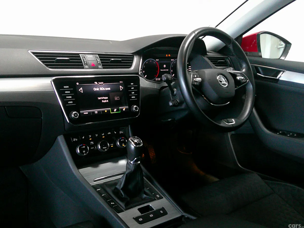 Skoda Superb Saloon, Diesel, 2022, Red