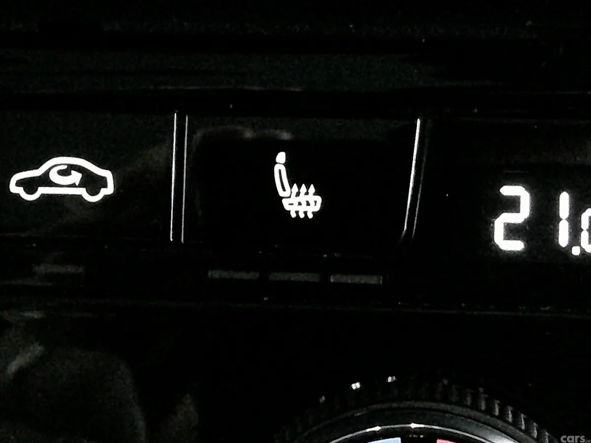 Skoda Superb Saloon, Diesel, 2022, Red