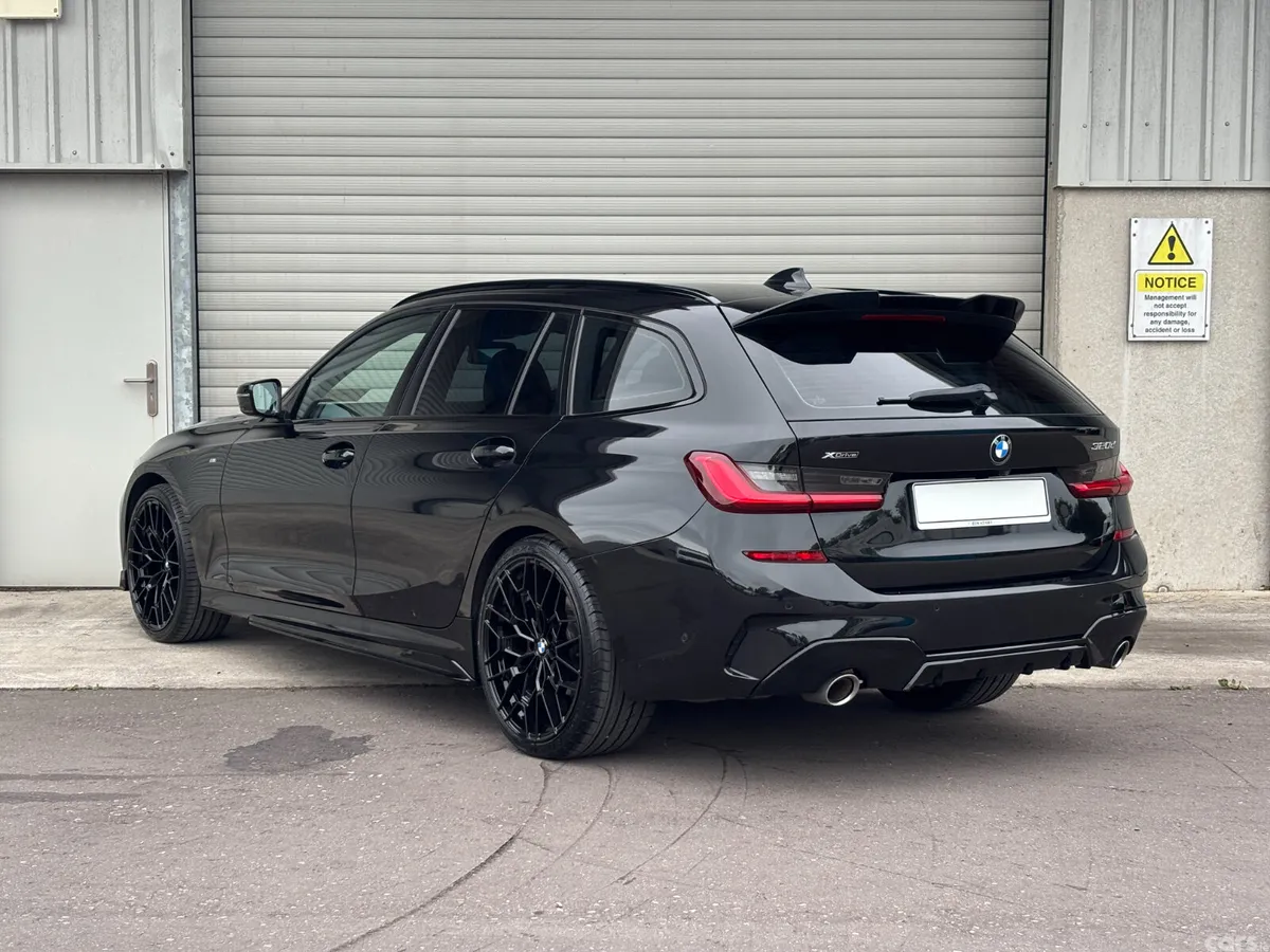 BMW 3-Series Estate, Diesel, 2021, Black