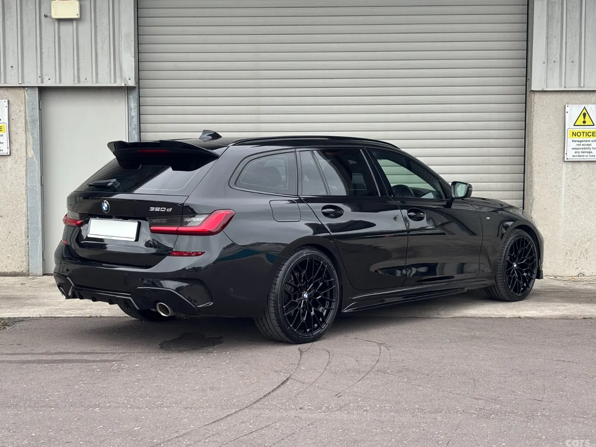 BMW 3-Series Estate, Diesel, 2021, Black