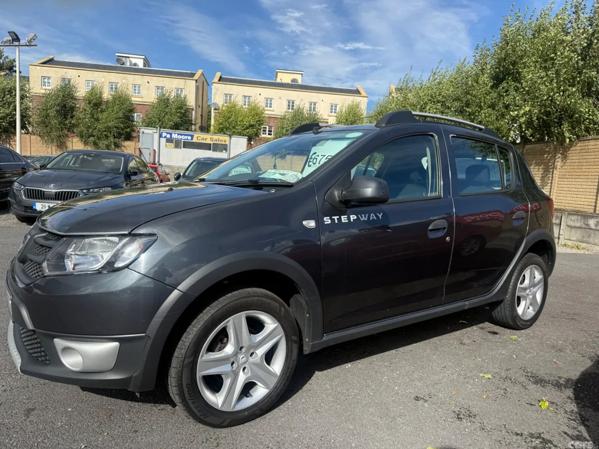 Dacia Sandero Stepway Hatchback, Diesel, 2016, Grey