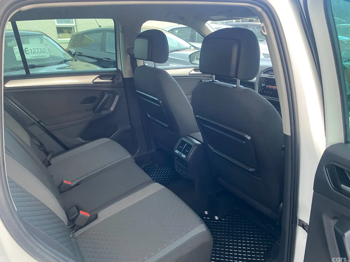 Volkswagen Tiguan SUV, Diesel, 2018, White