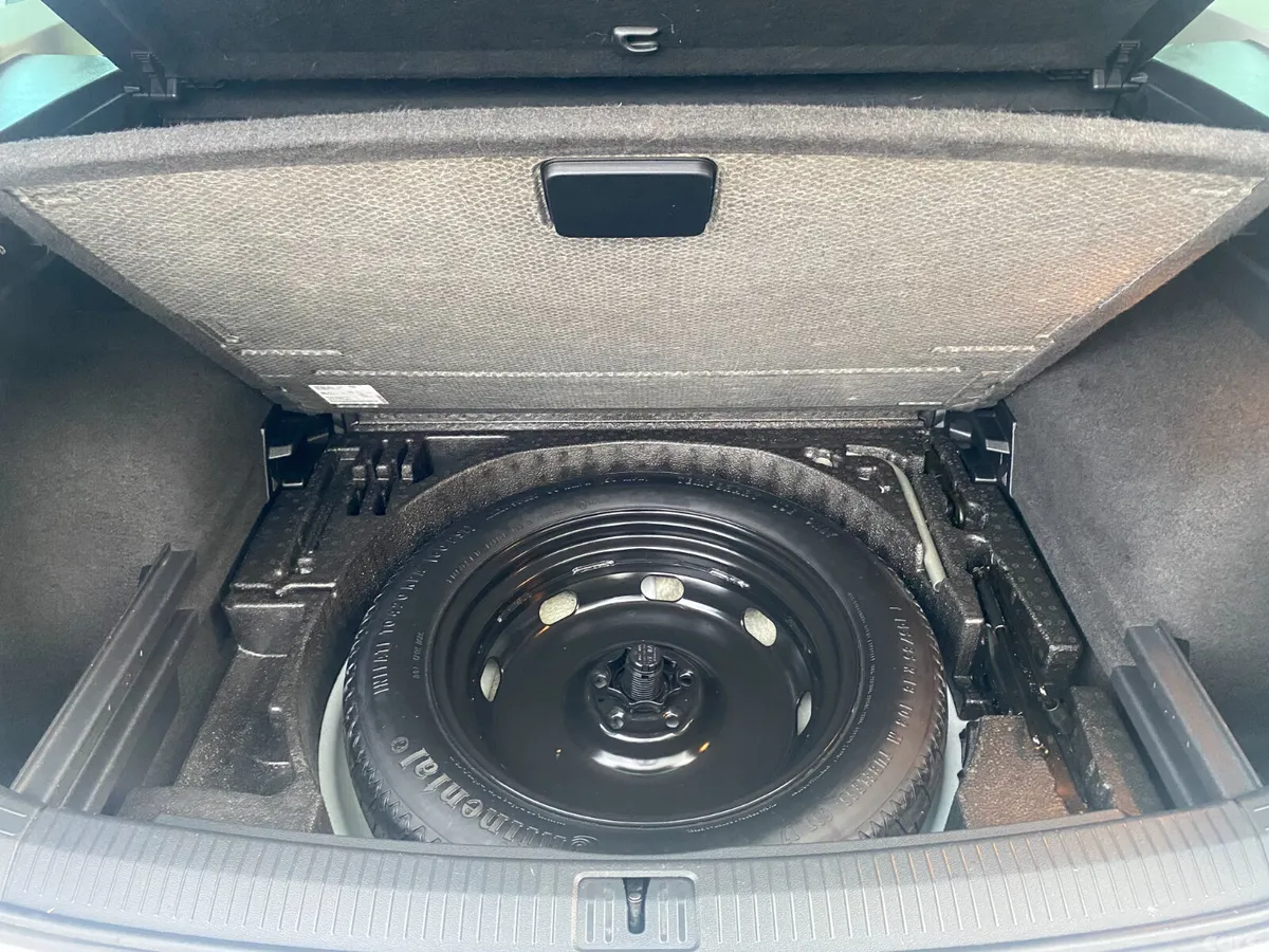 Volkswagen Tiguan SUV, Diesel, 2018, White