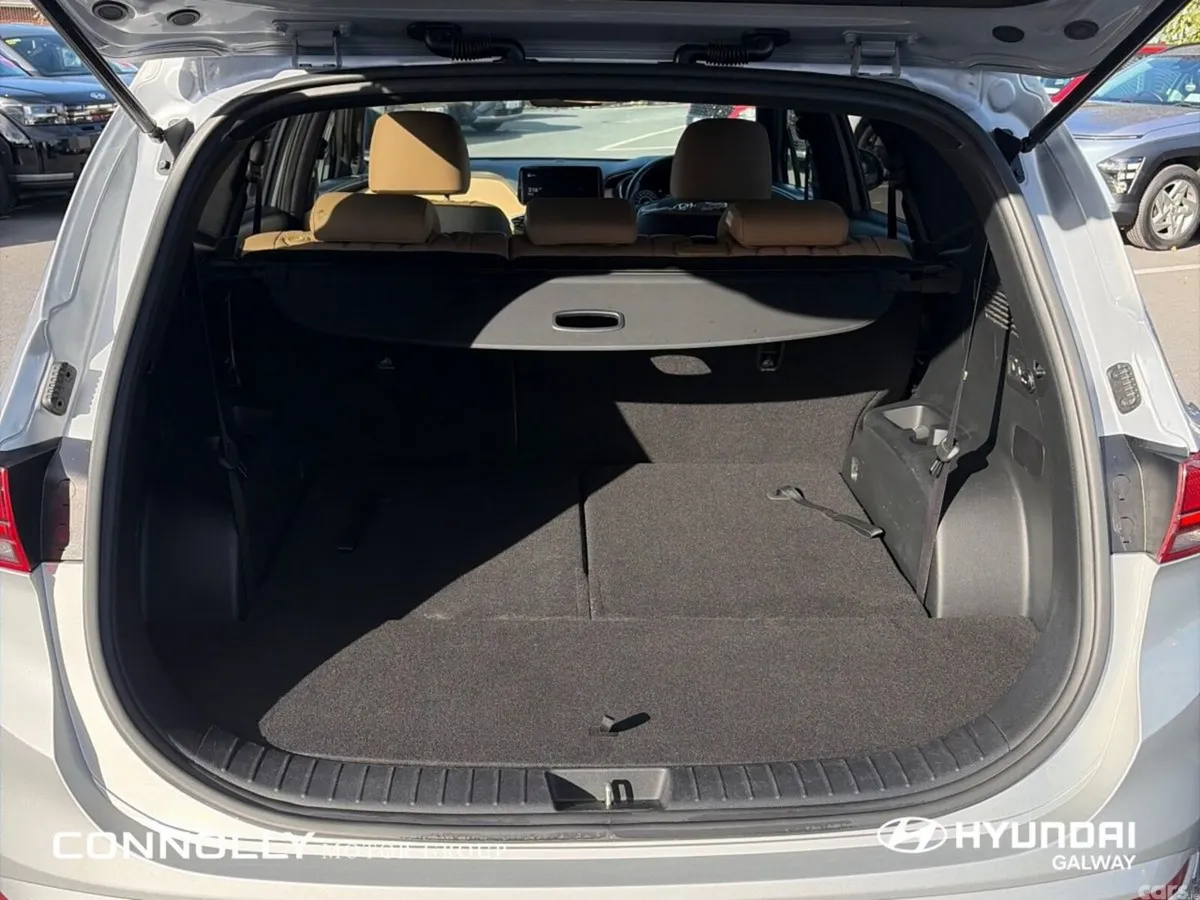 Hyundai Santa Fe SUV, Petrol Plug-in Hybrid, 2022, Grey