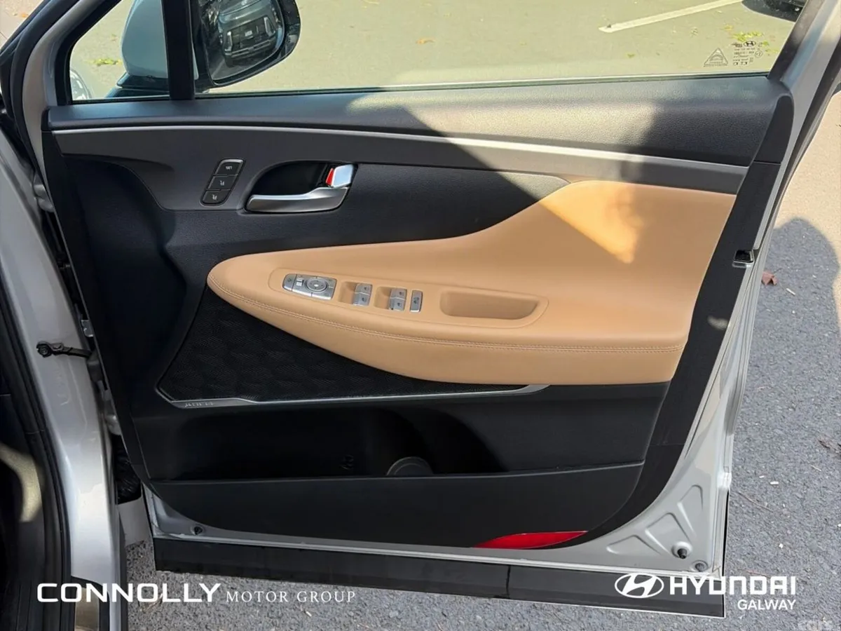 Hyundai Santa Fe SUV, Petrol Plug-in Hybrid, 2022, Grey