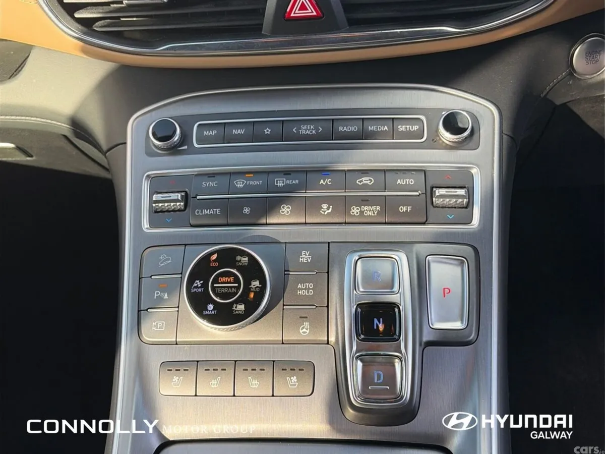 Hyundai Santa Fe SUV, Petrol Plug-in Hybrid, 2022, Grey