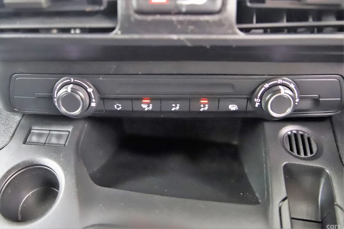 Peugeot Partner MPV, Diesel, 2022, White