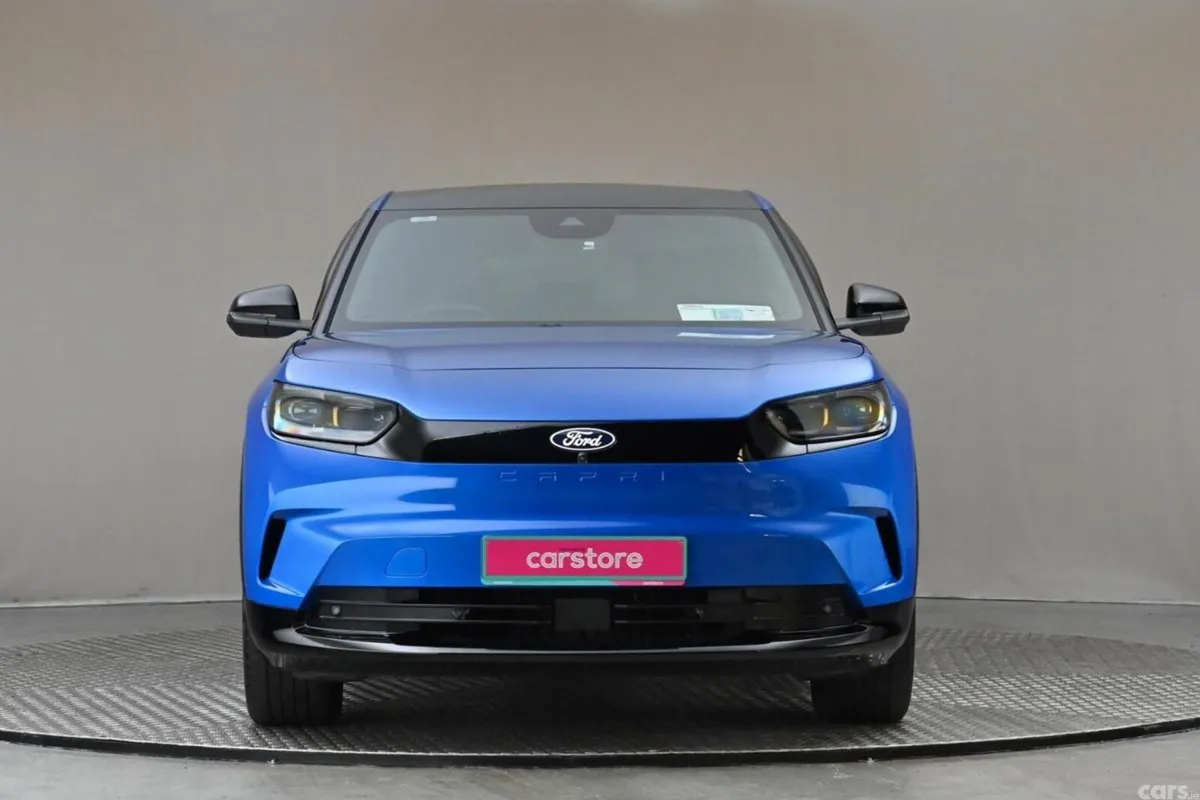 Ford Capri SUV, Electric, 2026, Blue