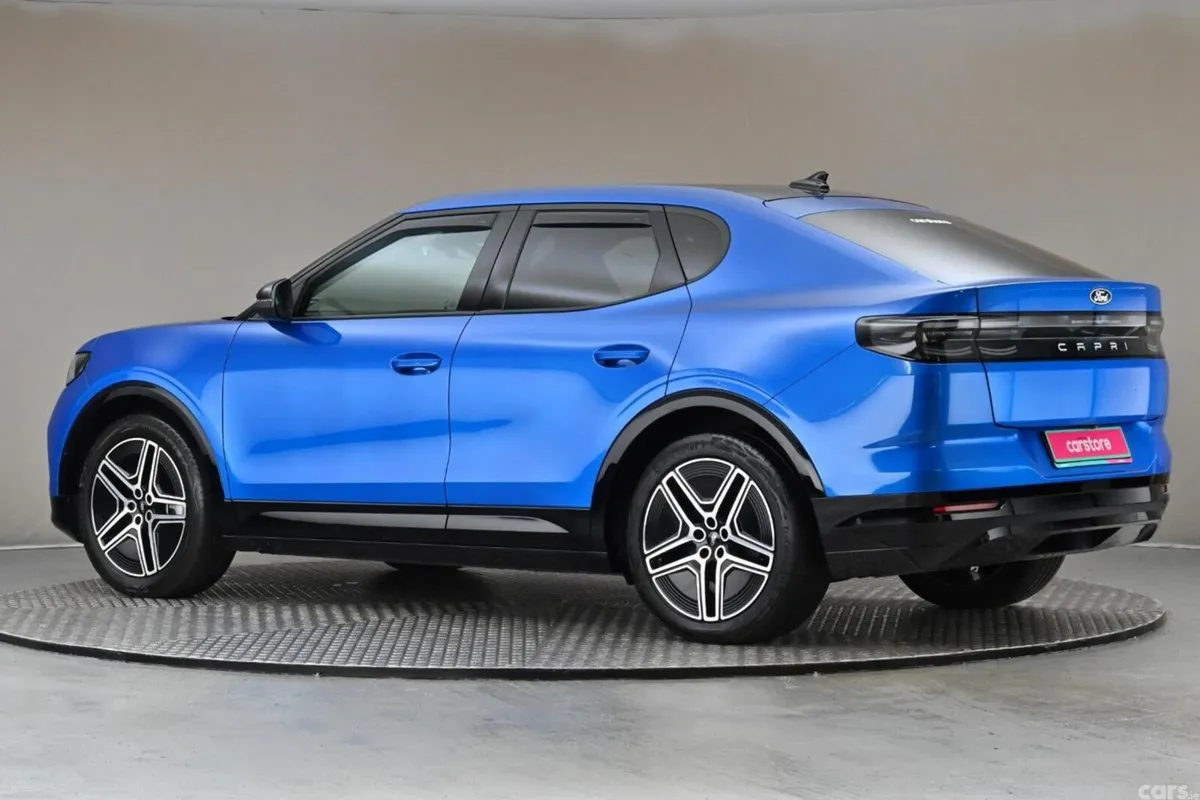 Ford Capri SUV, Electric, 2026, Blue