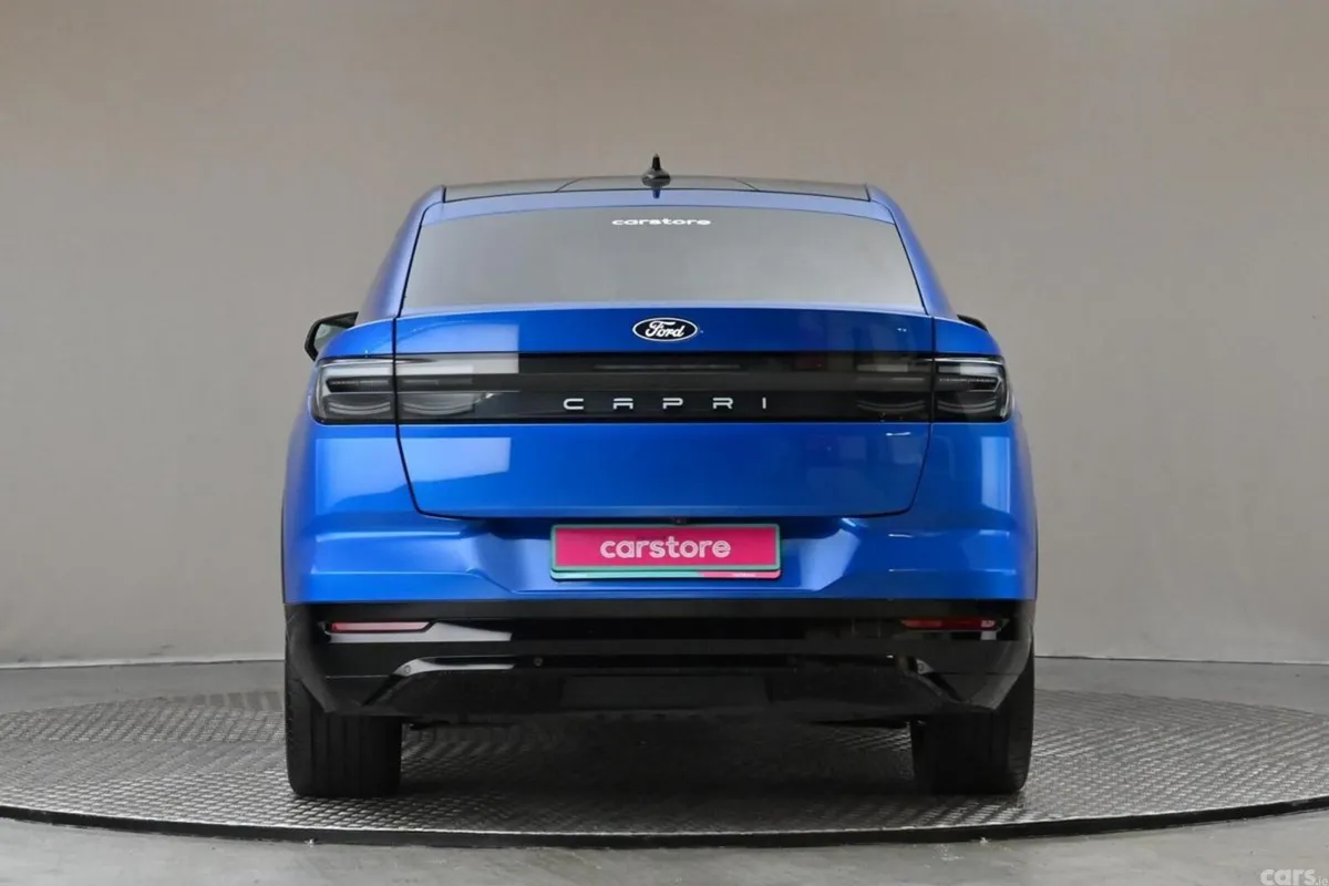 Ford Capri SUV, Electric, 2026, Blue
