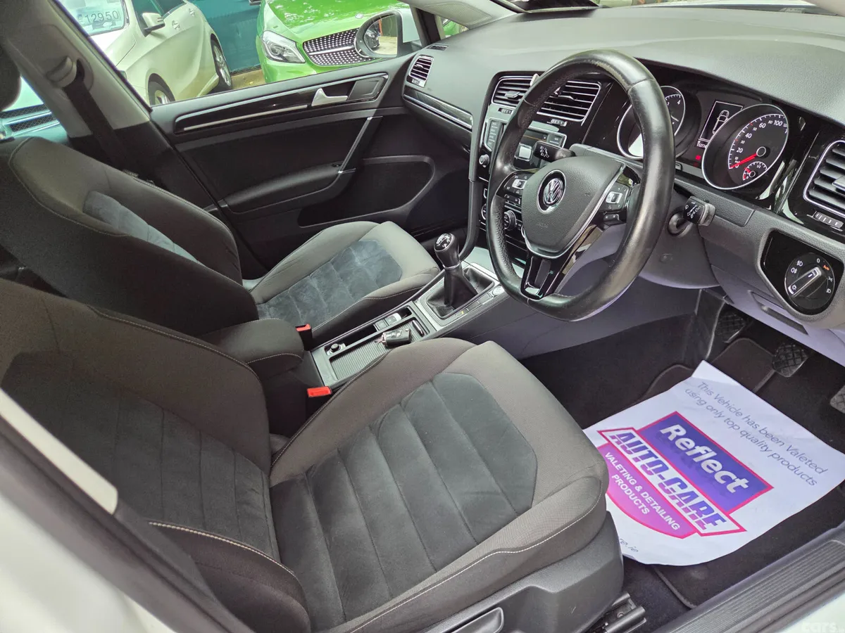 Volkswagen Golf Hatchback, Petrol, 2016, White