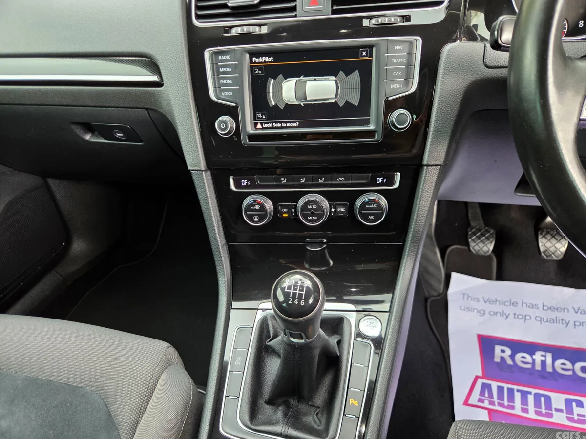 Volkswagen Golf Hatchback, Petrol, 2016, White