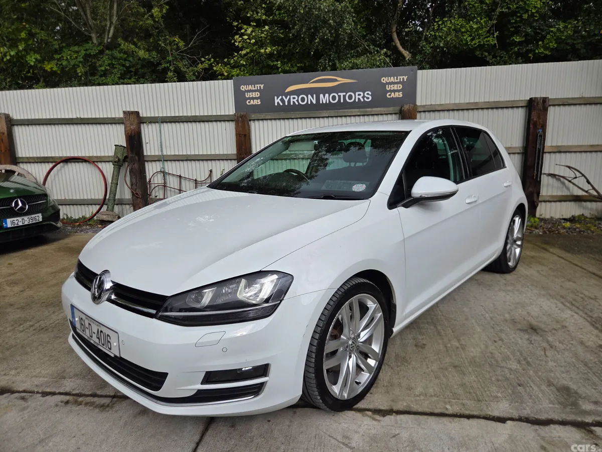 Volkswagen Golf Hatchback, Petrol, 2016, White