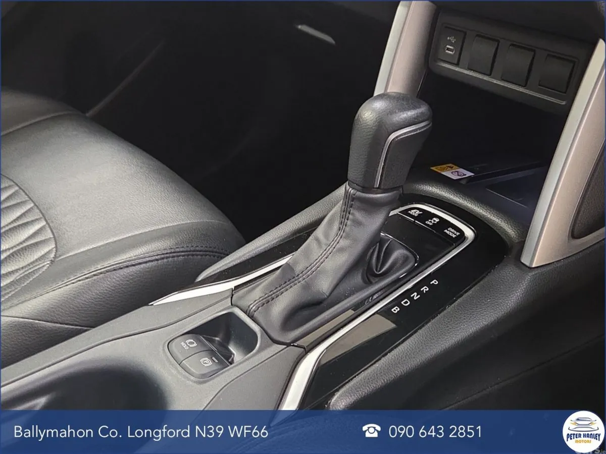 Toyota Corolla Cross Hatchback, Petrol Hybrid, 2025, Blue