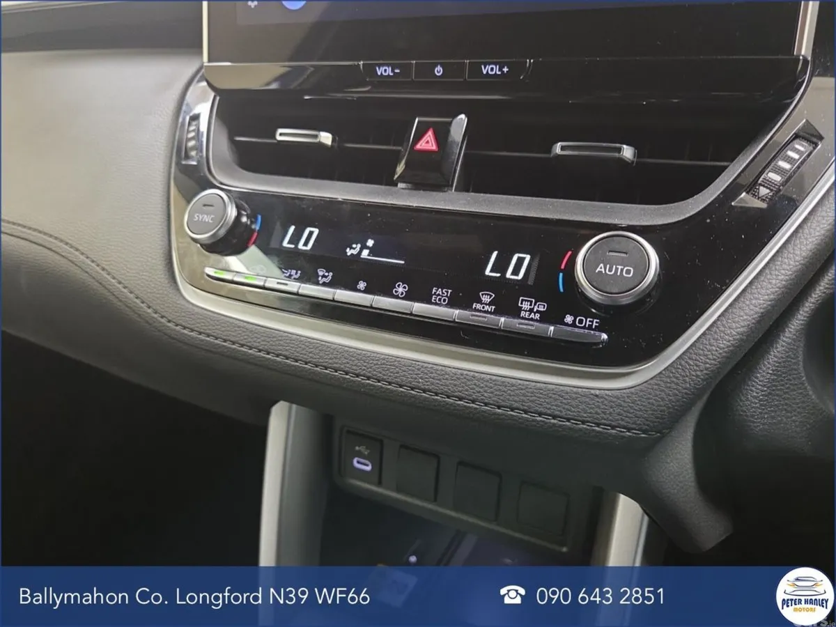 Toyota Corolla Cross Hatchback, Petrol Hybrid, 2025, Blue