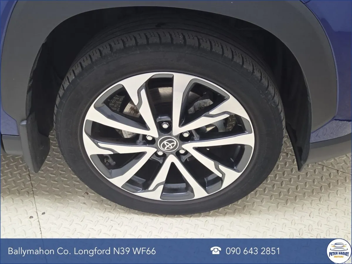 Toyota Corolla Cross Hatchback, Petrol Hybrid, 2025, Blue
