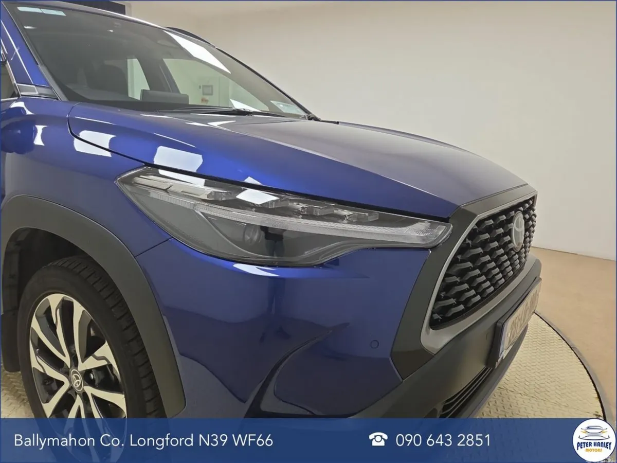 Toyota Corolla Cross Hatchback, Petrol Hybrid, 2025, Blue