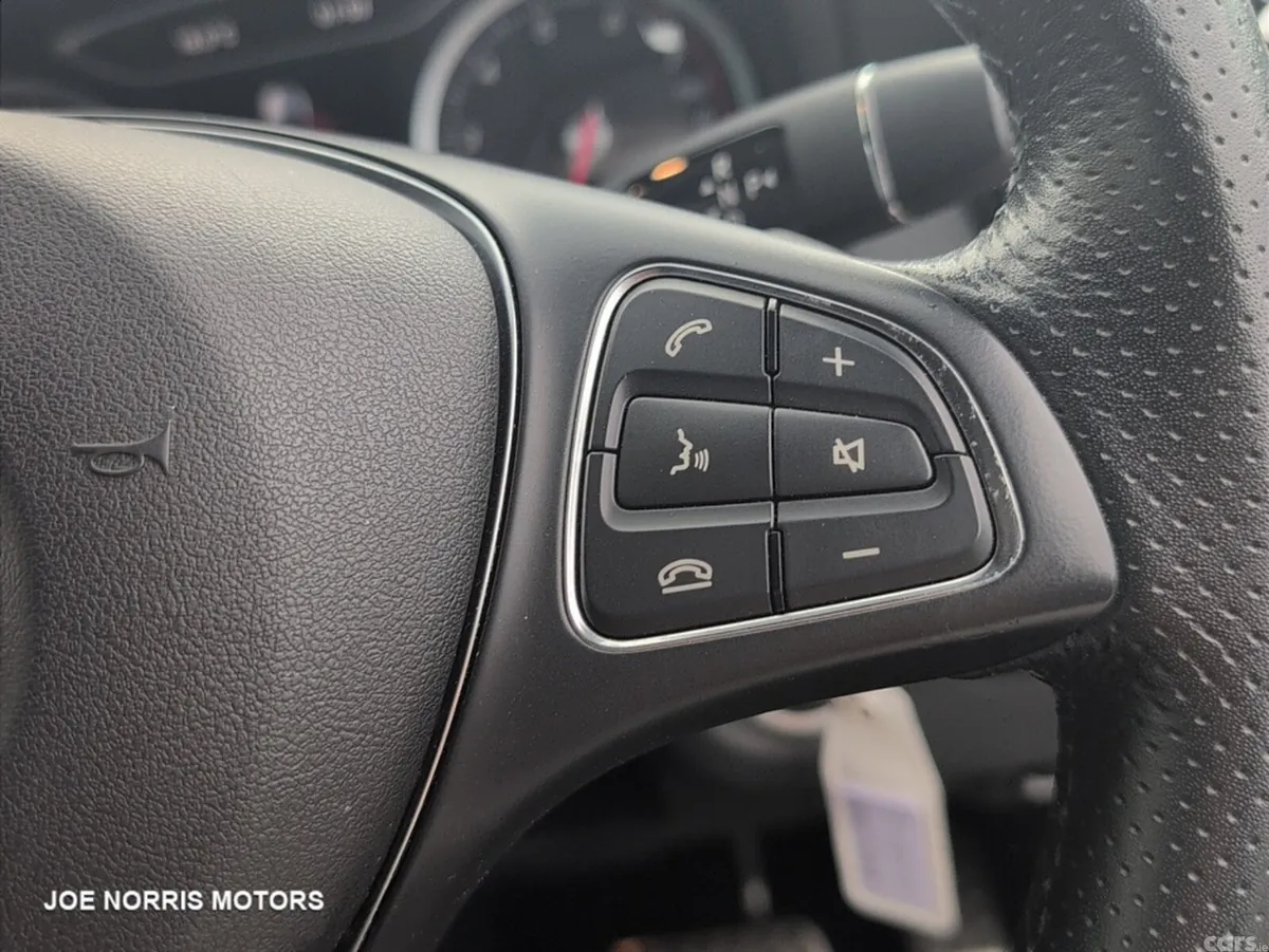 Mercedes-Benz A-Class Hatchback, Petrol, 2018, White