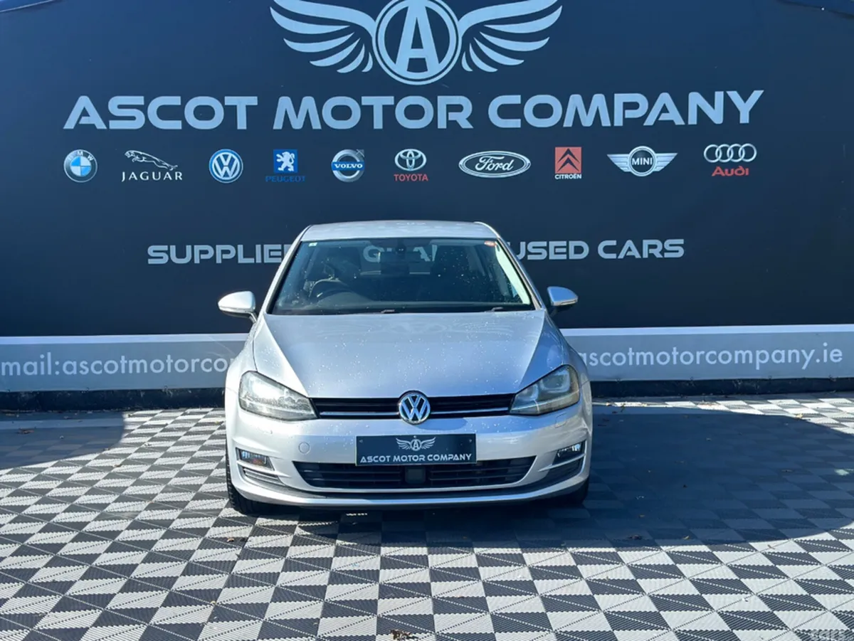 Volkswagen Golf Hatchback, Petrol, 2013, Silver
