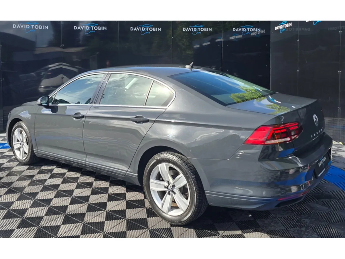 Volkswagen Passat Saloon, Diesel, 2020, Grey