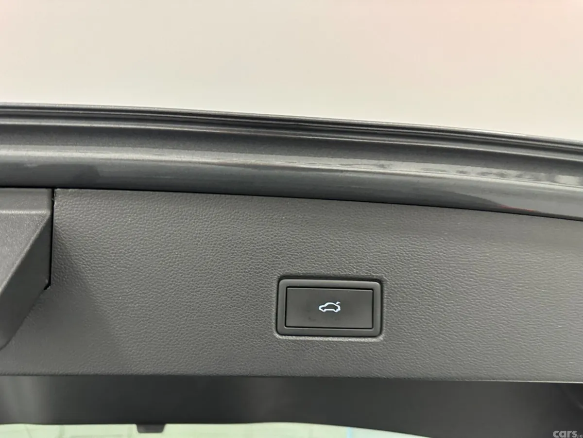 Volkswagen T-Roc SUV, Diesel, 2021, Grey