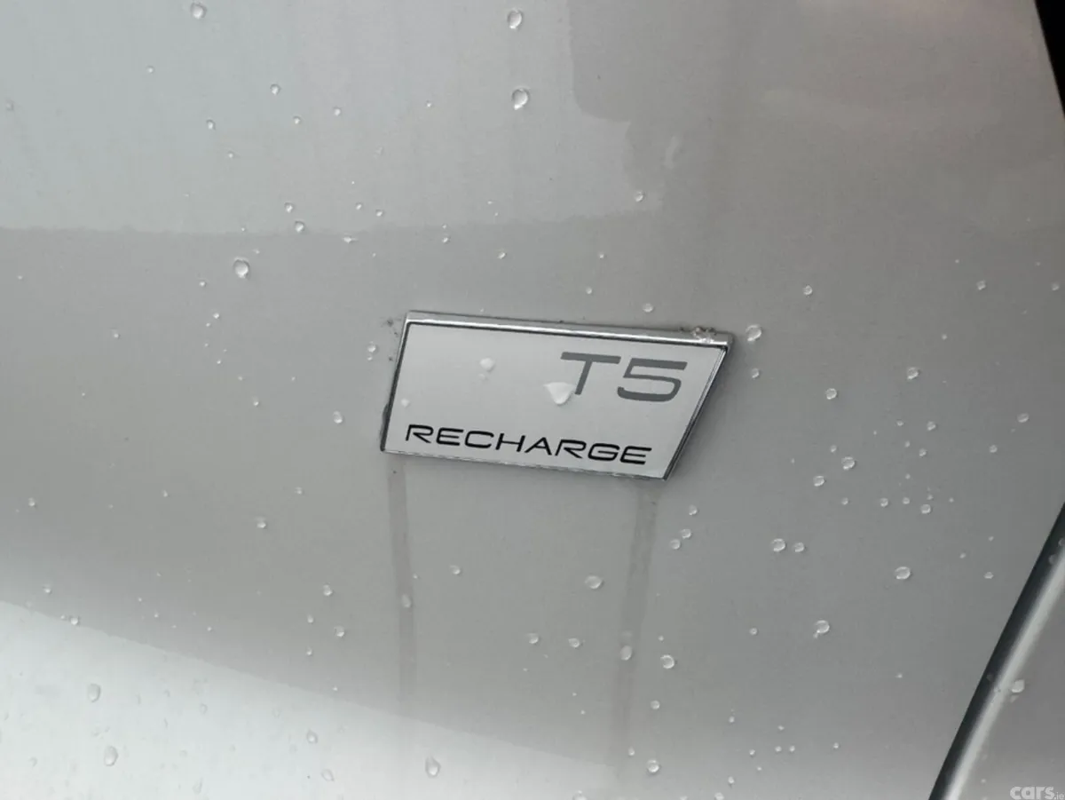 Volvo XC40 SUV, Petrol Hybrid, 2022, White