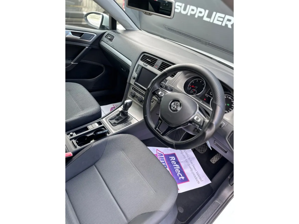 Volkswagen Golf Hatchback, Petrol, 2014, White