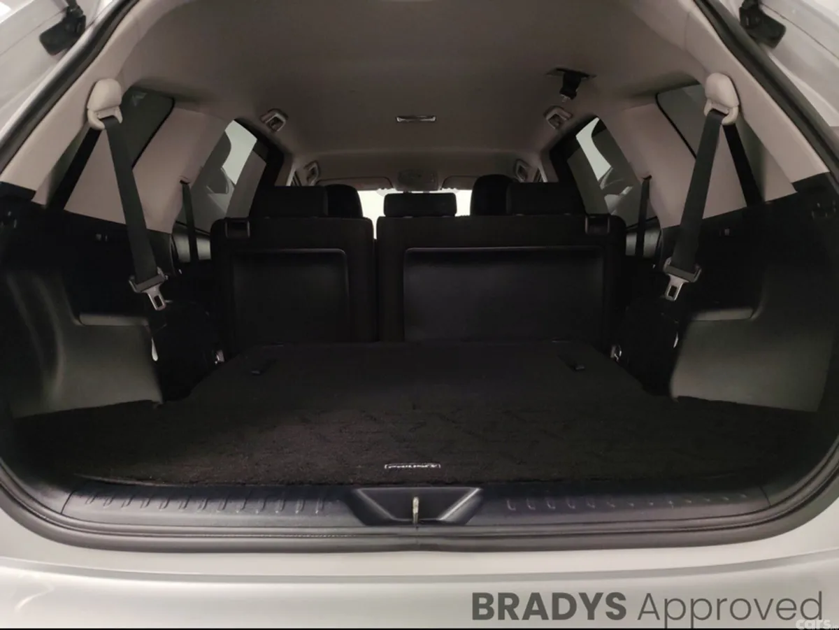 Toyota Prius Hatchback, Petrol, 2016, Silver