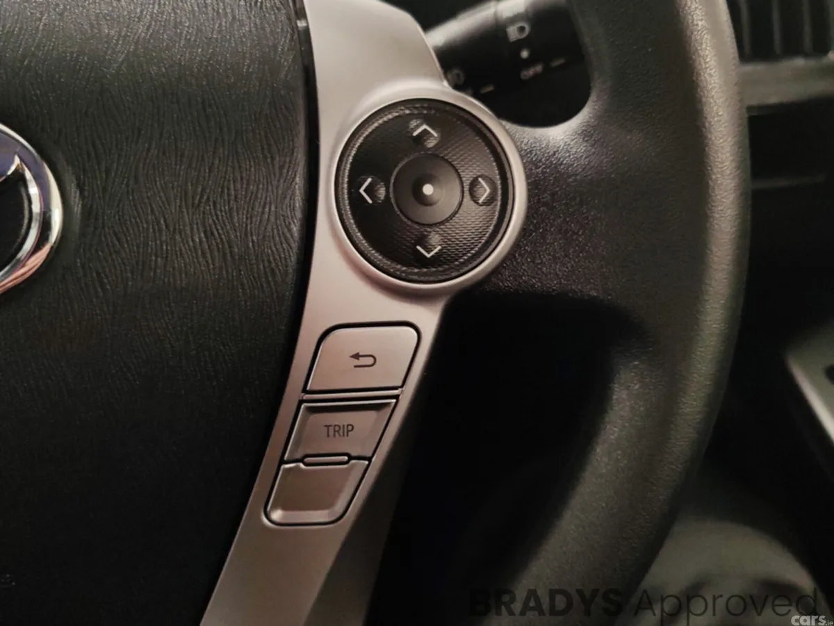 Toyota Prius Hatchback, Petrol, 2016, Silver