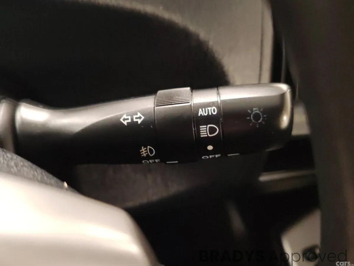 Toyota Prius Hatchback, Petrol, 2016, Silver