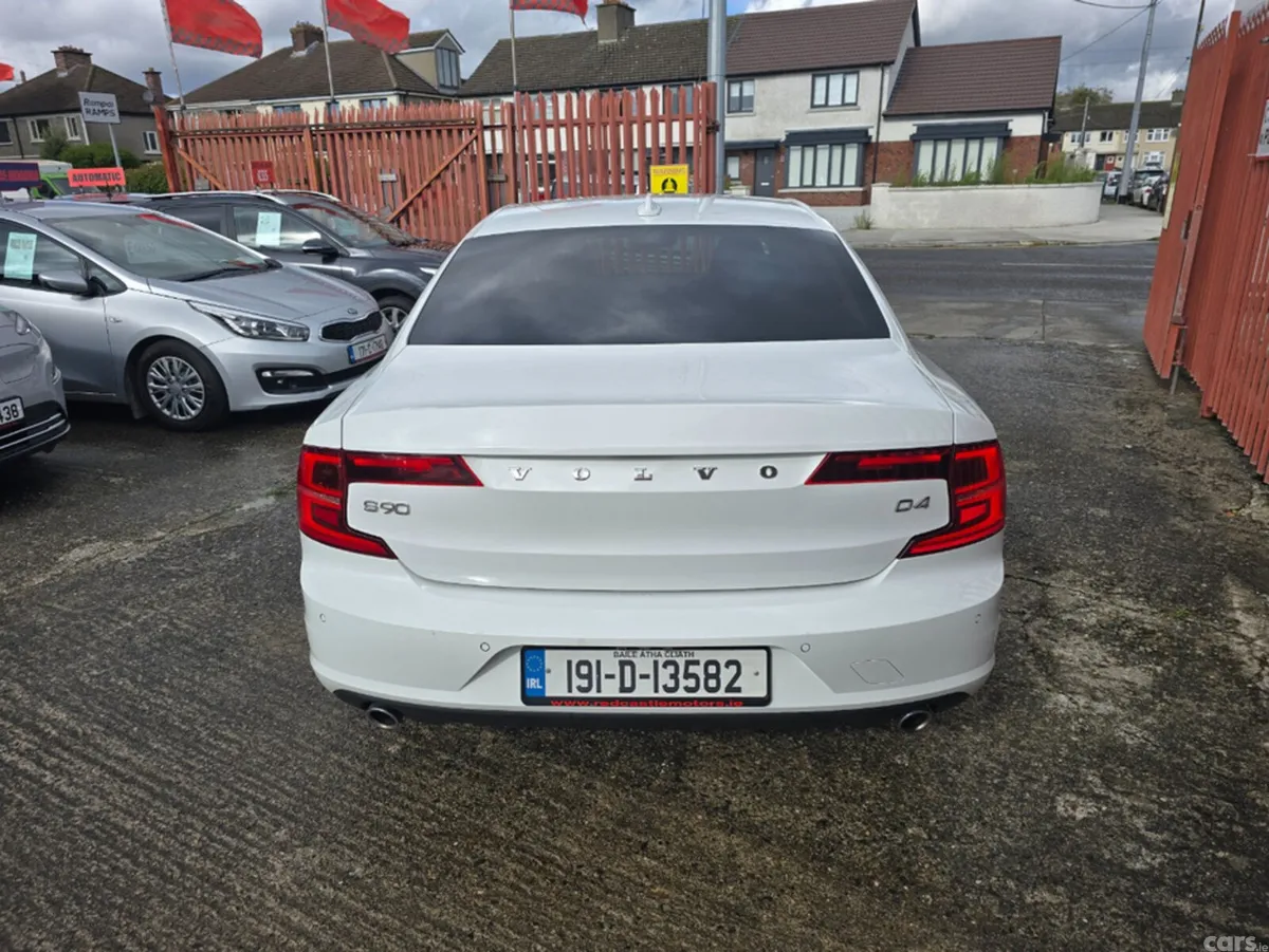 Volvo S90 Saloon, Diesel, 2019, White