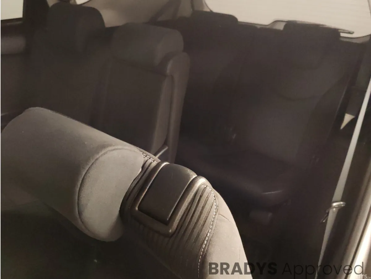 Toyota Prius Hatchback, Petrol, 2016, Silver