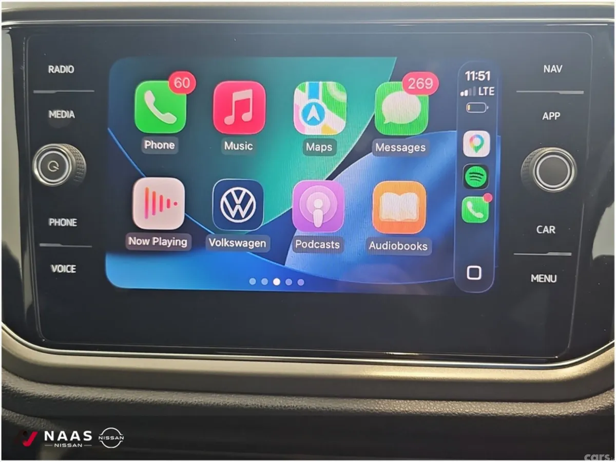 Volkswagen T-Roc Hatchback, Diesel, 2021, White