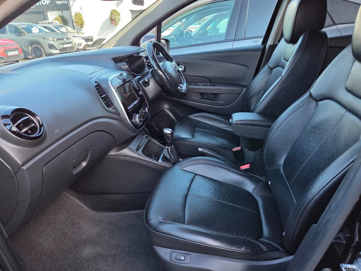 Renault Captur Hatchback, Diesel, 2019, Black