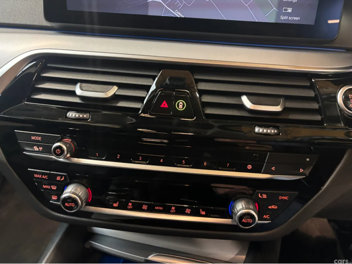 BMW 5-Series Estate, Petrol Plug-in Hybrid, 2023, Black