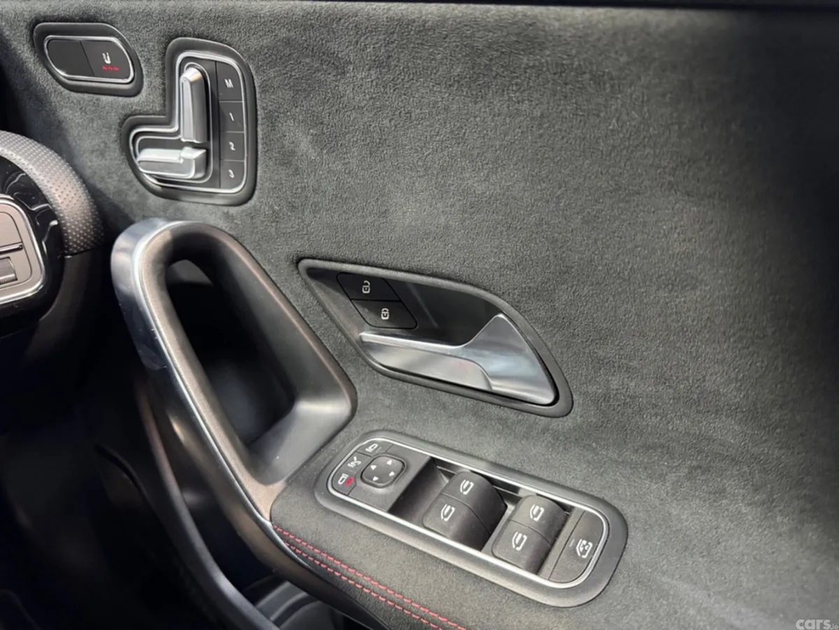 Mercedes-Benz A-Class Hatchback, Diesel, 2019, White