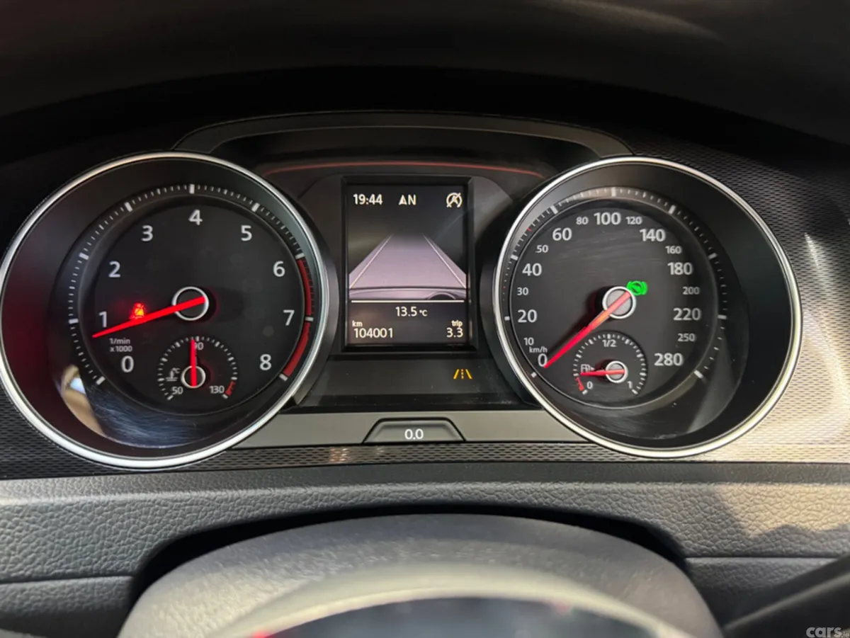 Volkswagen Golf Hatchback, Petrol, 2014, White