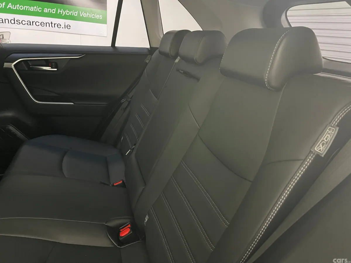 Toyota RAV4 SUV, Petrol Hybrid, 2021, Black
