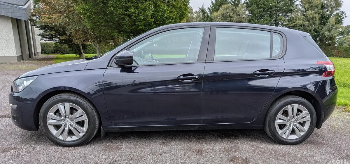 Peugeot 308 Hatchback, Diesel, 2017, Blue