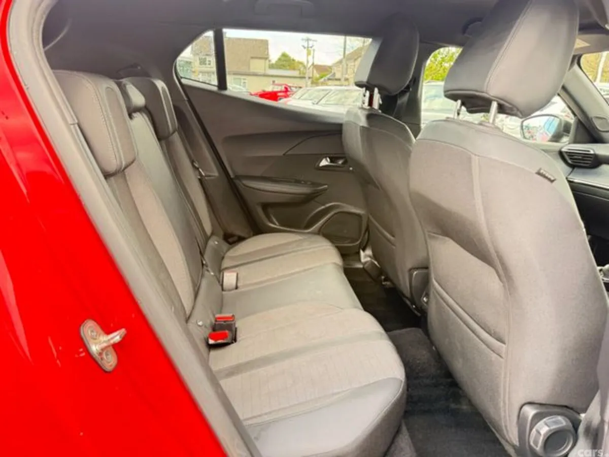 Peugeot 2008 MPV, Petrol, 2023, Red