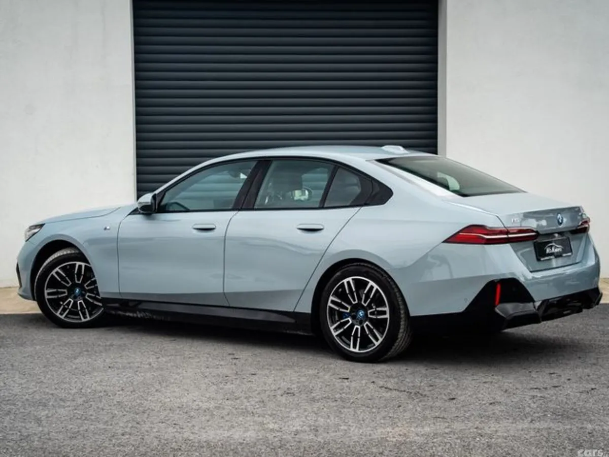 BMW i5 Saloon, Electric, 2024, Grey