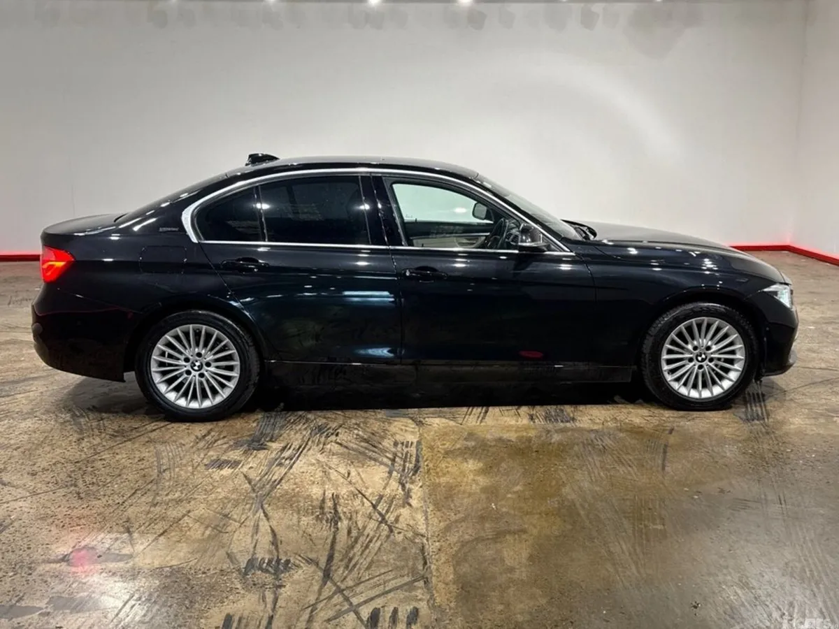 BMW 3-Series Saloon, Petrol Plug-in Hybrid, 2016, Black