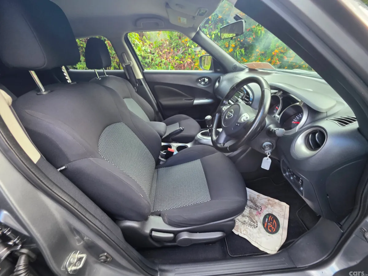 Nissan Juke MPV, Petrol, 2017, Grey