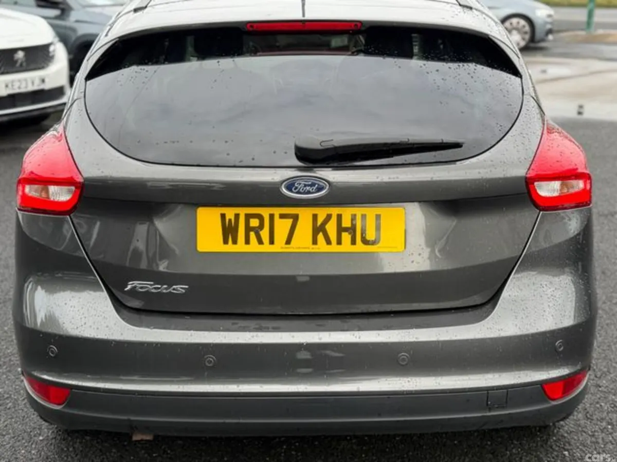 Ford Focus Hatchback, Diesel, 2017, Grey