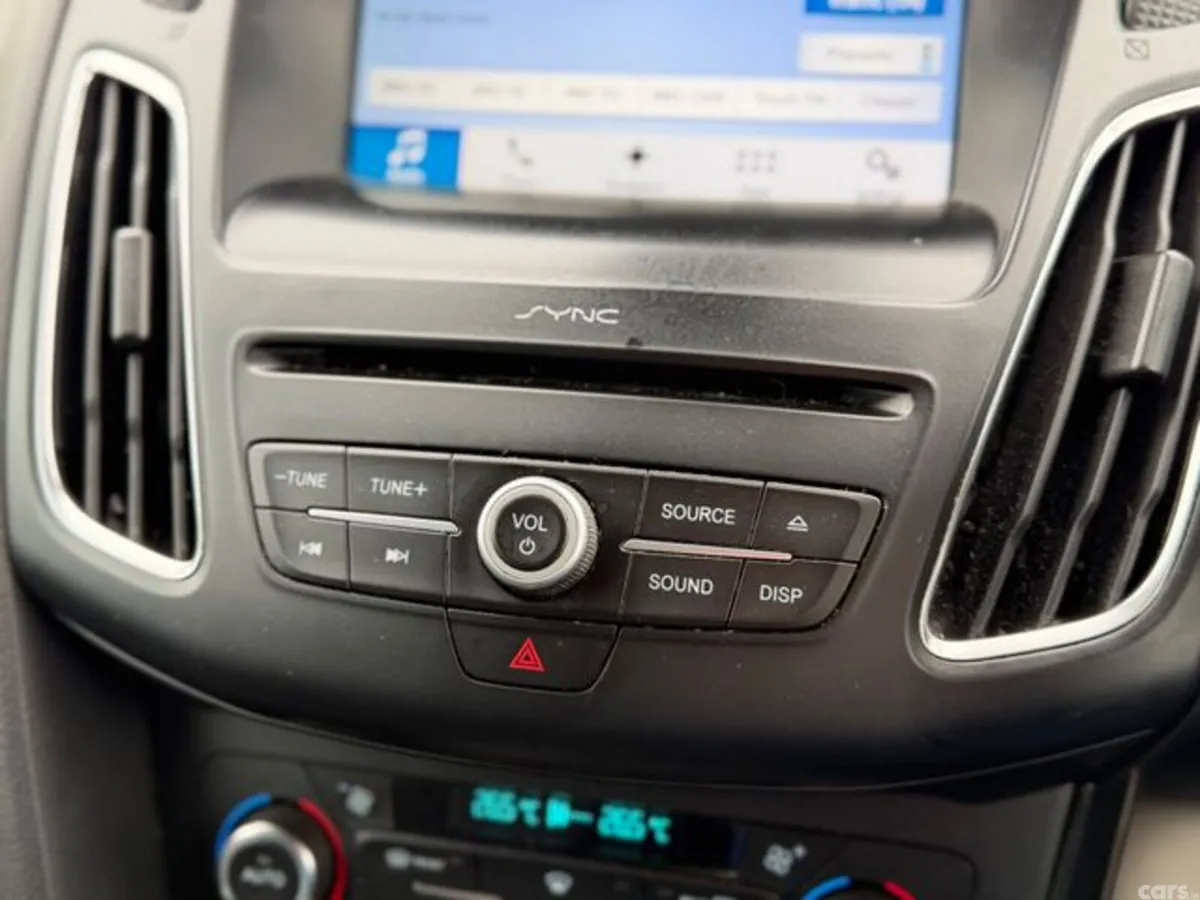 Ford Focus Hatchback, Diesel, 2017, Grey