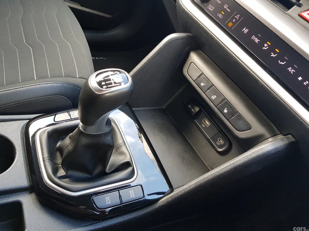 Kia Sportage MPV, Diesel, 2022, Black