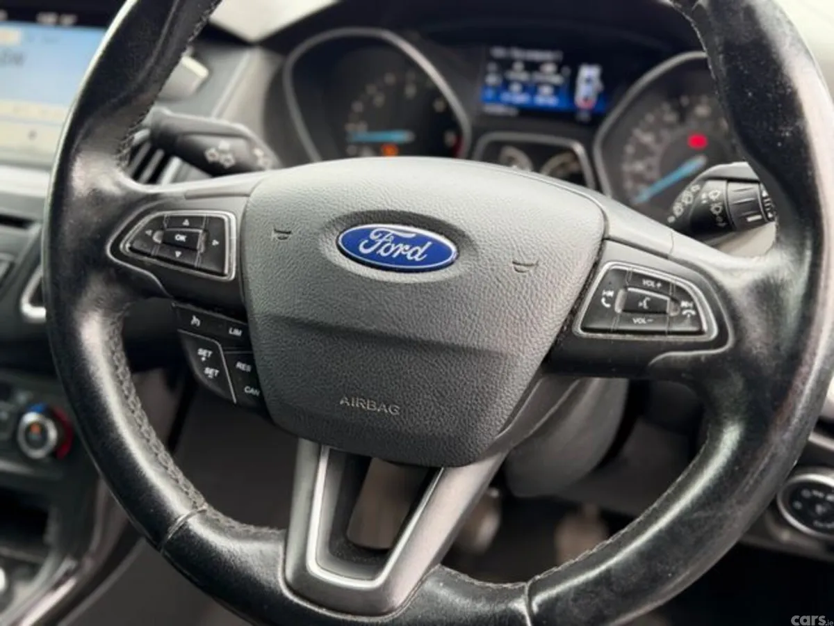 Ford Focus Hatchback, Diesel, 2017, Grey