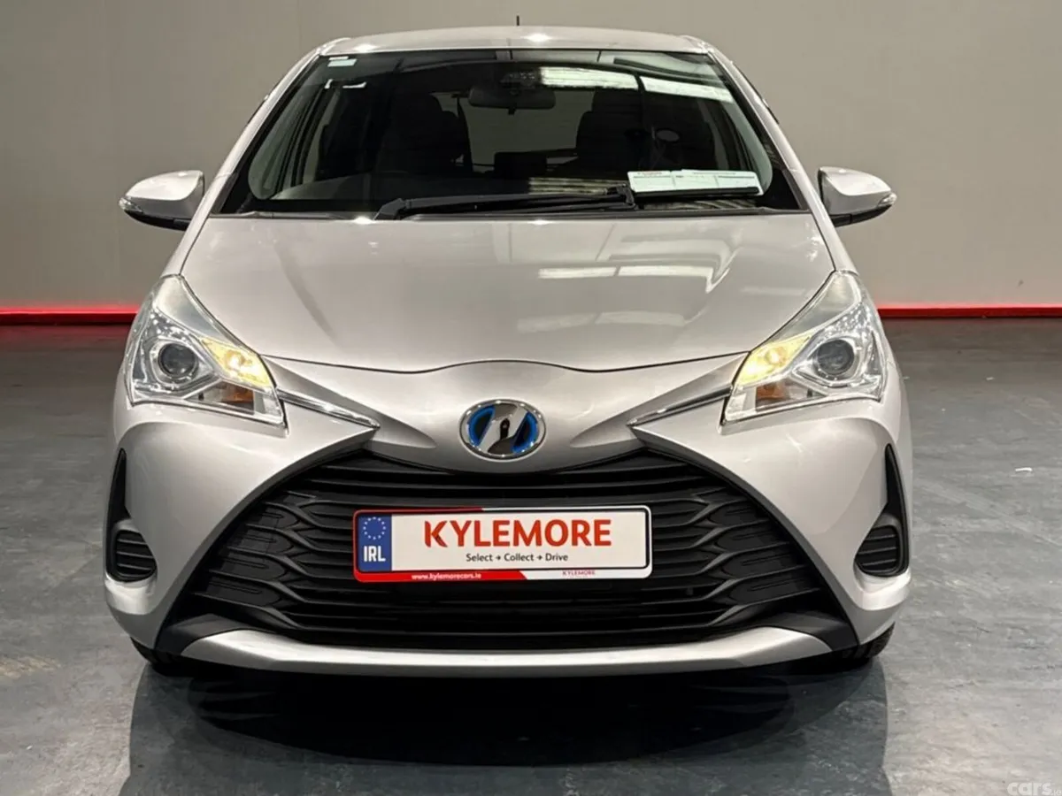 Toyota Vitz Hatchback, Petrol Hybrid, 2019, Silver